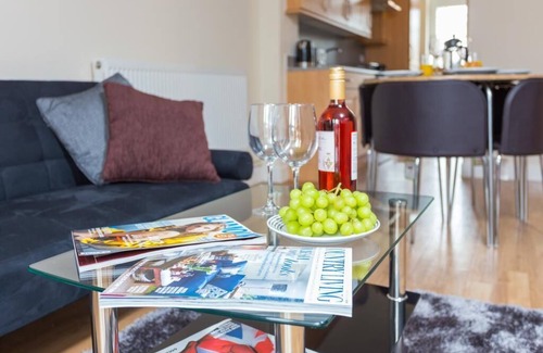 Derby Apartment | Two Bedroom Superior Apartment