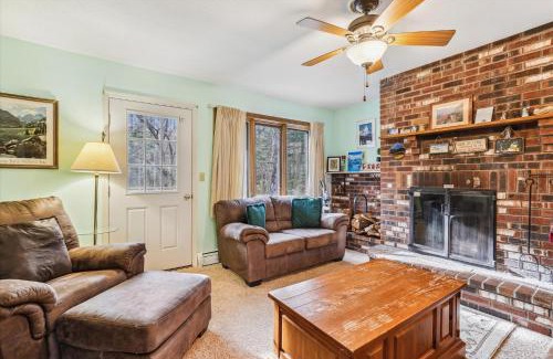 Killington House | Two bedroom Townhouse within walking distance to all activities Glazebrook J4