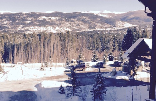 Breckenridge Villa | Two bedroom unit now only available on one night - Friday Jan 5 for 550.