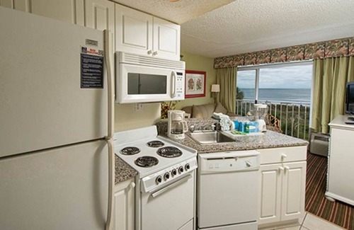 Ocean Drive Resort | Two Bedroom Ocean Front Luxury Condo, Myrtle Beach, South Carolina 1890830
