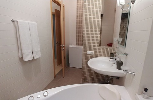 Lypky Apartment | Two Bedrooms. Lux. 6 Zankovetskoi str. Near Kreschatyk in Kyiv