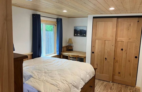 Seward House | Two Lakes Guesthouse