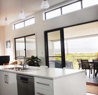 Island Beach House | TWO PELICANS Island Beach