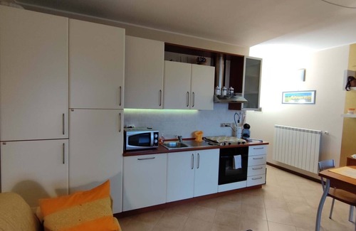 Gaino Apartment | Two-room apartment with fantastic views of Gaino on Lake Garda