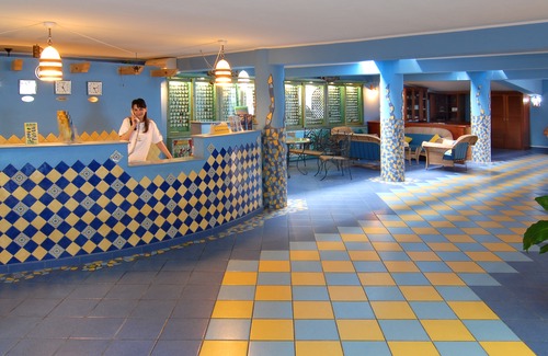 Province of Messina Hotel | Two-Room Apartment a Stones Throw from The Sea