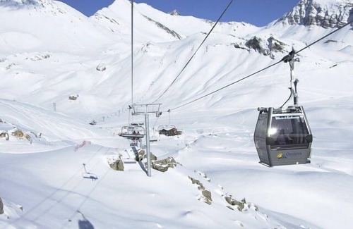 Orcieres-Merlette Apartment | Two rooms 6 pers in the resort center in Orcières Merlette - Southern Alps