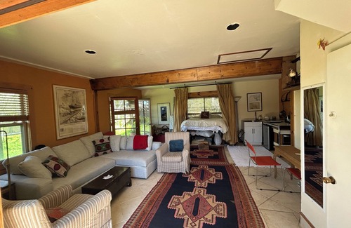 Stinson Beach Apartment | Two Rooms & mini-kitchen in Classic Beach House - 300 steps to the Beach