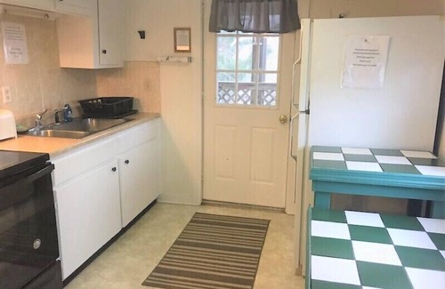 Wachapreague Apartment | Two separate Apartments