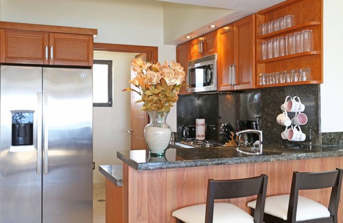 Colonia 5 de Diciembre Condo | ❤️TWO STORY PENTHOUSE/BEACHFRONT/AMAZING SUNSETS/SUN-FILLED POOL/DOWNTOWN