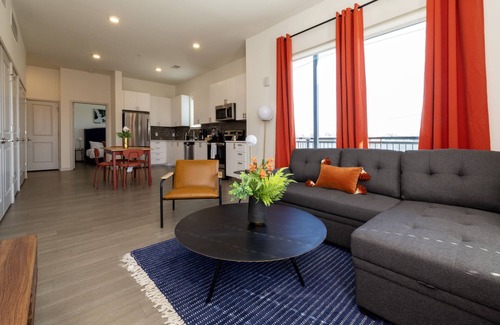 Downtown Louisville Apartment | TWO Stunning Nulu CozySuites