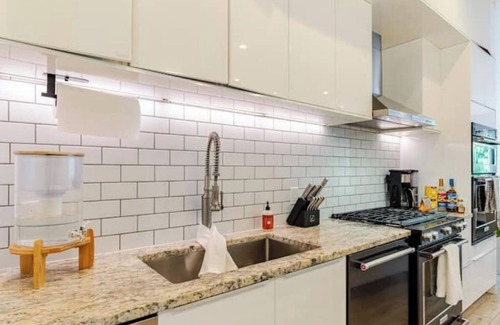 Gillespie Park House | Two Villas for Big Groups: Pool, Hot Tub, Downtown