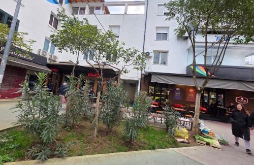 Blloku Apartment | TwoViews Apartements 1