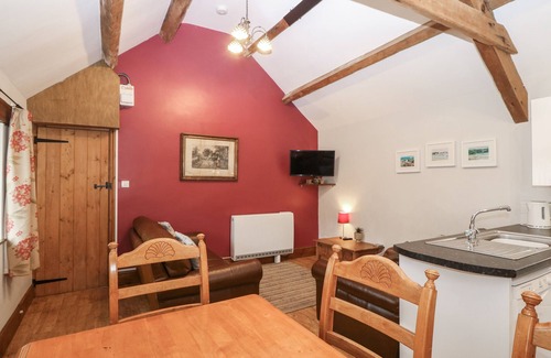 Rhydwyn Cottage | TY GWENYN, pet friendly, with open fire in Rhydwyn