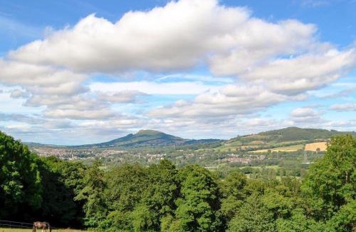 Llanvair Kilgeddin House | Ty-Gwyn