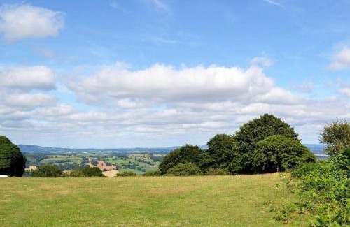 Llanvair Kilgeddin House | Ty-Gwyn