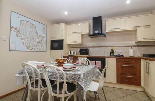 Trearddur Bay Cottage | TY HAF, pet friendly, country holiday cottage in Trearddur Bay