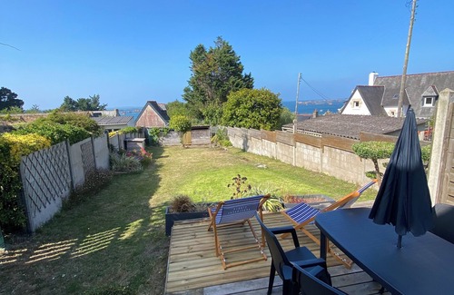 Loguivy House | TY LOUIS Meublé de tourisme 3* for 4 persons sea view, 2 min walk to the beach