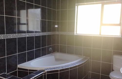 Port Elizabeth House | Tyday Accommodation