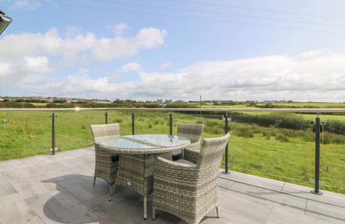 Holyhead Cottage | Tyddyn Bach