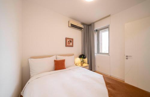 Changning Apartment | Tyms 2BR APT Riverside Garden