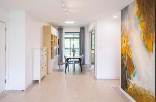 Gubei Apartment | Tyms 3BR 2BA APT Hongqiao Crystal Garden