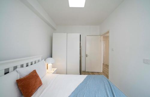 Changning Apartment | Tyms Luxury 4BR 2BA APT Residence