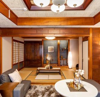 Higashimachi Apartment | Type A Room 120平米 -ウル エスポワール那覇-