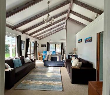 Tairua House | Typical Kiwi Family Holiday Home in the Coromandel