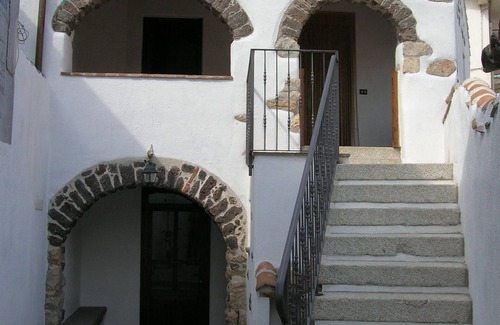 Irgoli House | Typical Sardinian house on the East coast near the Gulf of Orosei. Discover it!