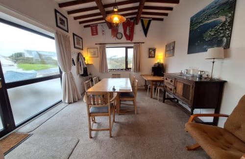 Holyhead House | Tyr-yr-craig Cottage to rent