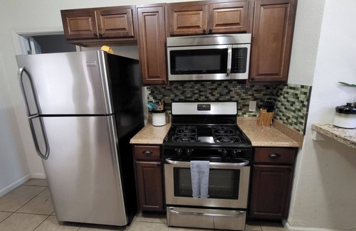 Garfield Apartment | U1 - Entire 2 BR Pet-Friendly APT in DT PHX w/pkg