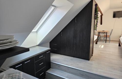 Lasenice Hotel | Ubytování Jeřábek