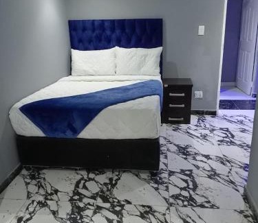 Eikenbosch House | UFC Guesthouse Bellville