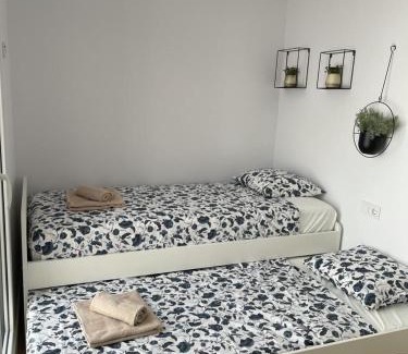 Port de Sagunt Apartment | UIM Mediterraneo Poeta 1 Wifi