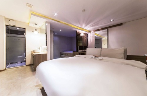 Uiwang Hotel | Uiwang IMT