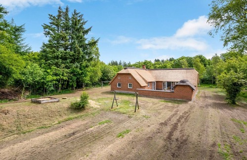Husby House | "Ulf" - 2km from the sea by Interhome