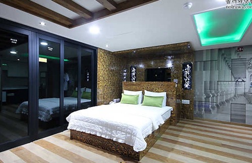Buk Hotel | Uljin Yes