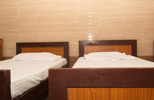 Kelambakkam Hotel | Ulo Raj Residency