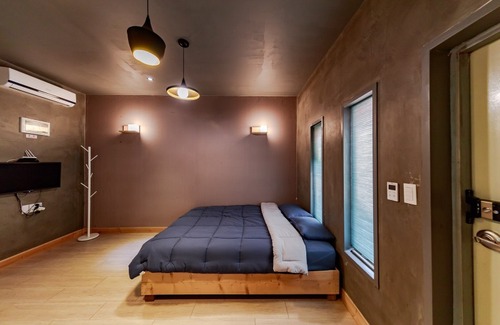 Ulsan Hotel | Ulsan (Baenaegol) Libe Pension