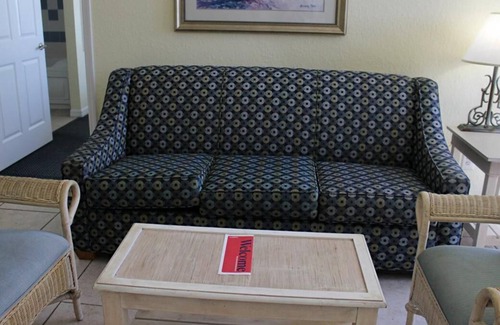 Bostroms Resort | Ultimate Adventure in Florida! Four Amazing Units, Pool, Shop at Volusia Mall