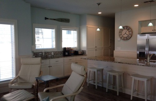 Port Aransas House | Ultimate Coastal Getaway: 6BR Luxury Home w/HEATED Pool & Beach Access Sleeps 16