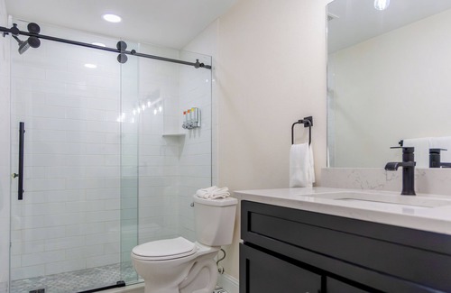 Steamboat Springs Hotel | Ultimate Colorado Getaway! Two Serene Units with Kitchen, Near Steamboat Ski Resort, Skiing, Hiking Free Shuttle Service!