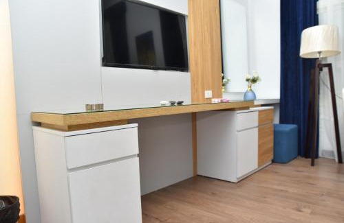 Maadi Hotel | Ultra Loaloa Nile Maadi Hotel