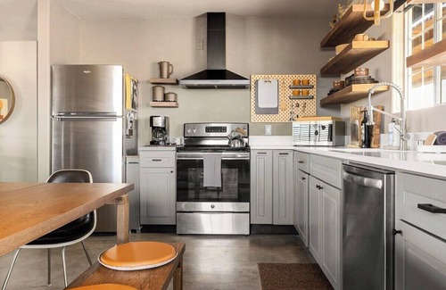 Wonder Valley House | Umbra Acres|Views|29Palms|Daybed Hammock|Fire Pit