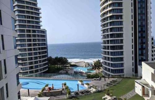 Umhlanga Apartment | Umhlanga Stunning sea facing apartment