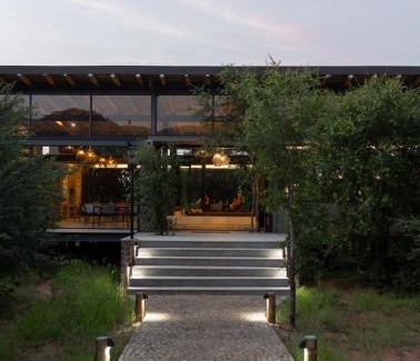 Pilanesberg National Park Cabin | Umoya Safari Lodge