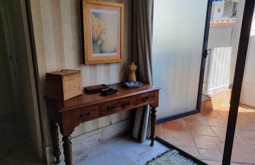 Mairena del Aljarafe Apartment | Un apartamento vacacional con detalles de un hogar