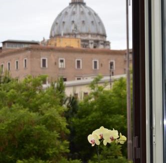 Vatican Apartment | Un Caffè sul Balcone 2