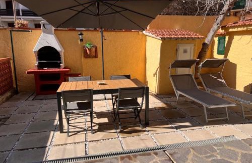 Castiglione della Pescaia Apartment | Un passo dal Mare - 50m from the Sea, with Garden, AC & WiFi