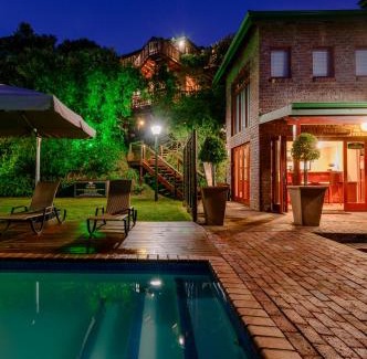 Wilderness House | Under the Boardwalk B&B Guest House